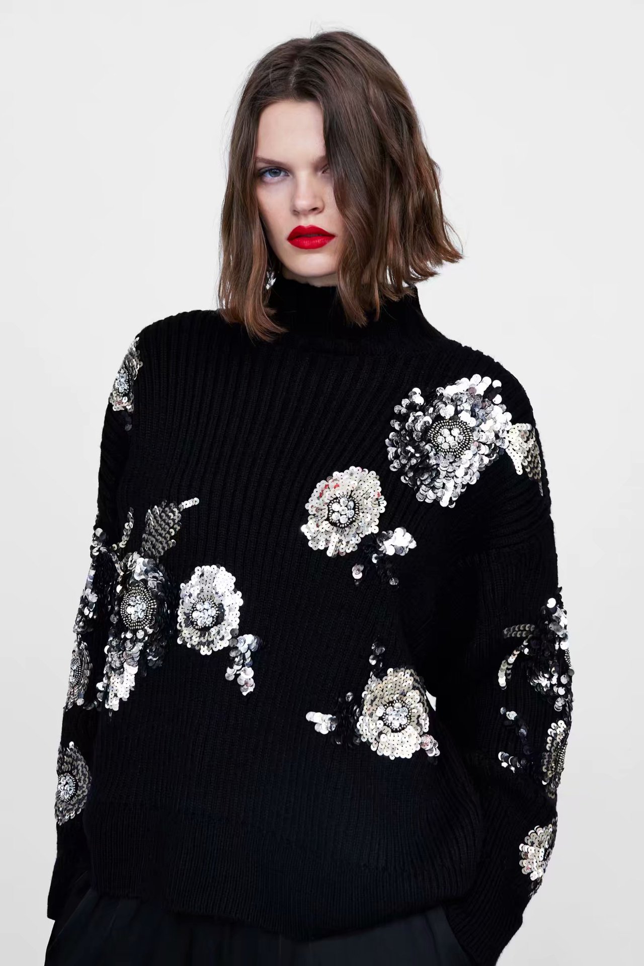 Turtleneck Loose Sequin Flower Pattern Knit Long Sleeve Black Sweater
