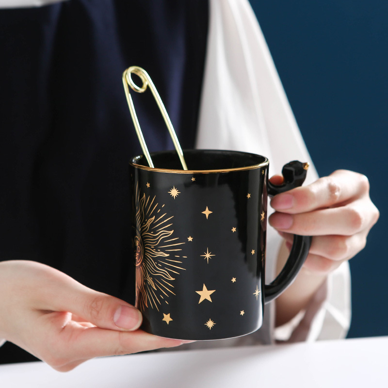 Star Ceramic Mug Personality With Spoon And Tea Leak