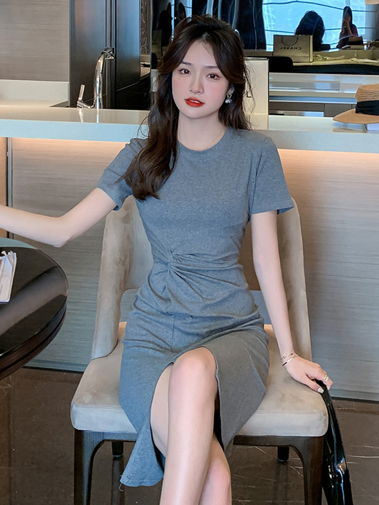 Women's Pure Desire Pleated Gray Split Short Sleeve Dress