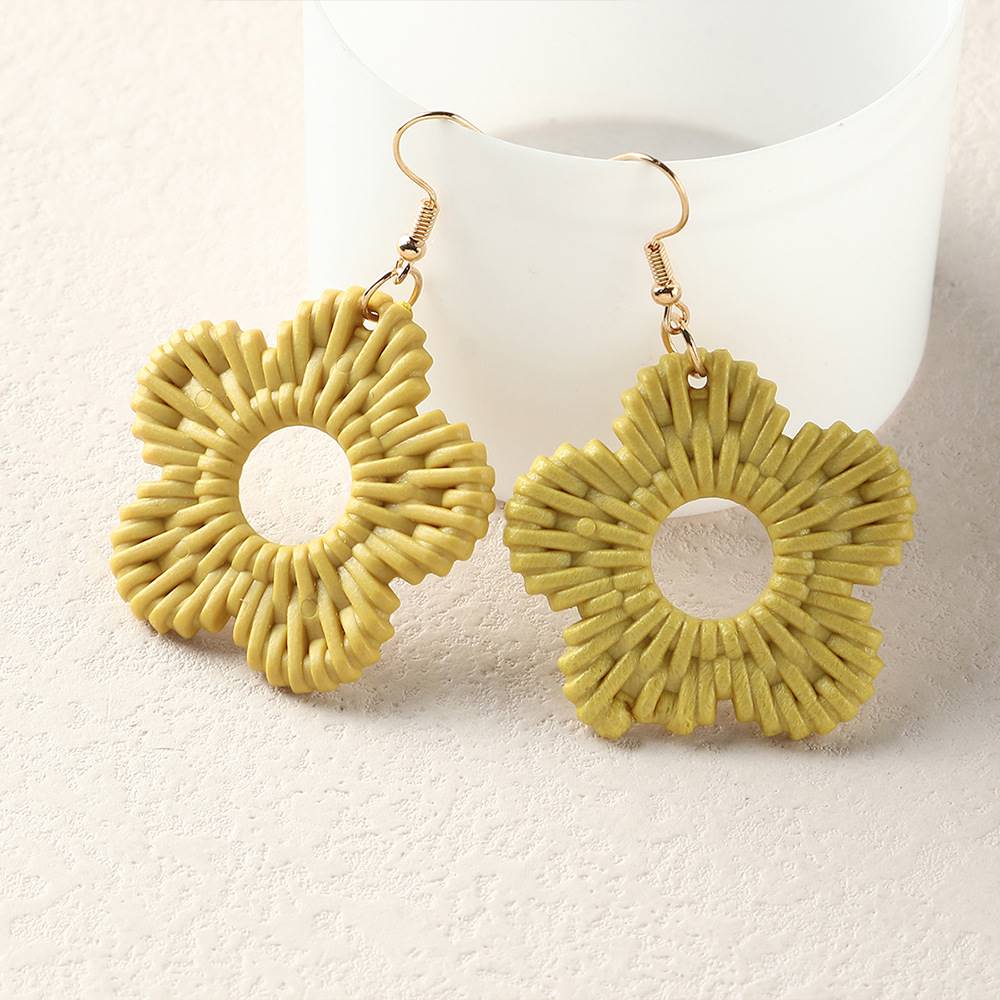 Fashion Bamboo Rattan Straw Stud Earrings Temperament
