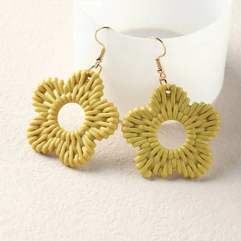 Fashion Bamboo Rattan Straw Stud Earrings Temperament