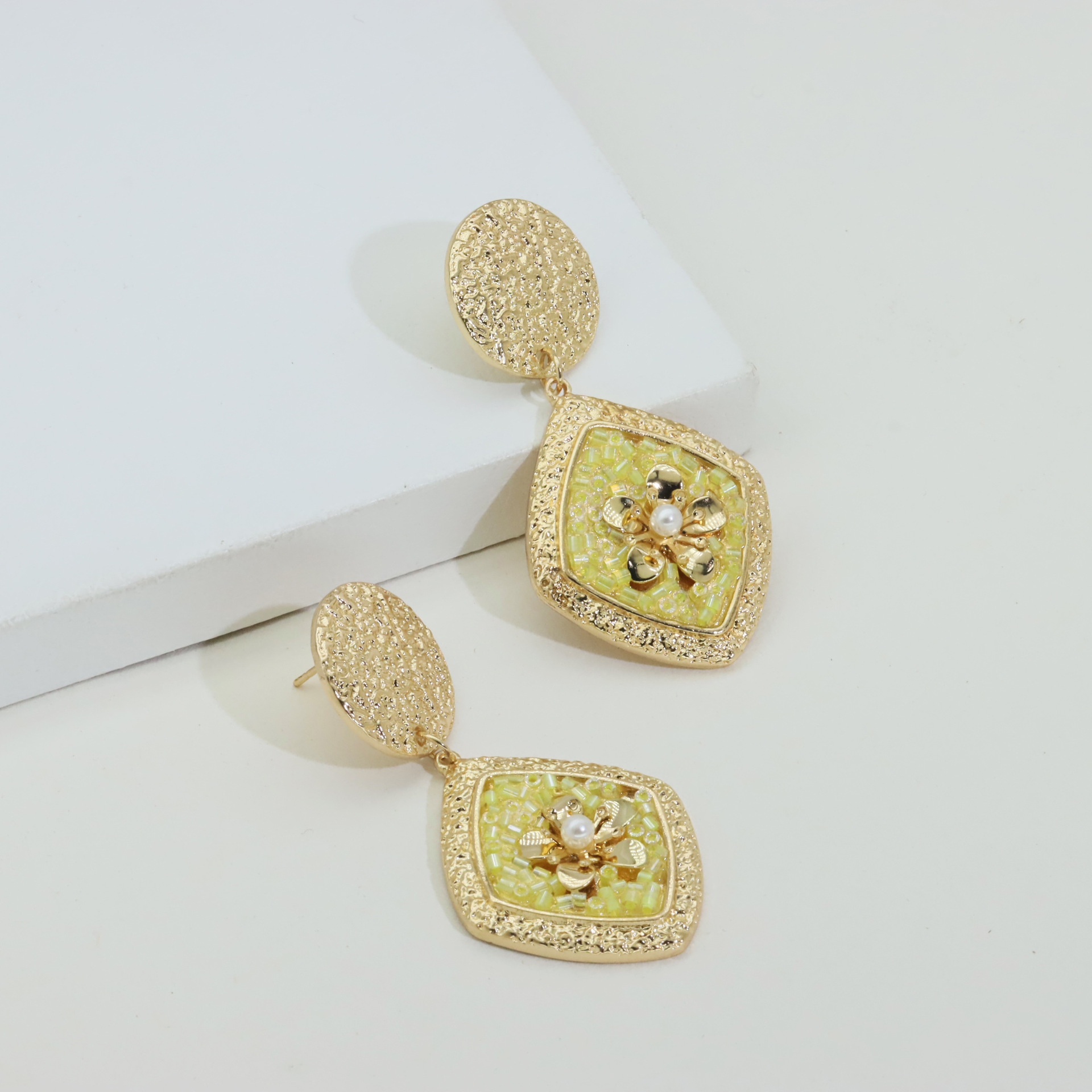 Female Three-dimensional Cute Flower Pearl Earrings