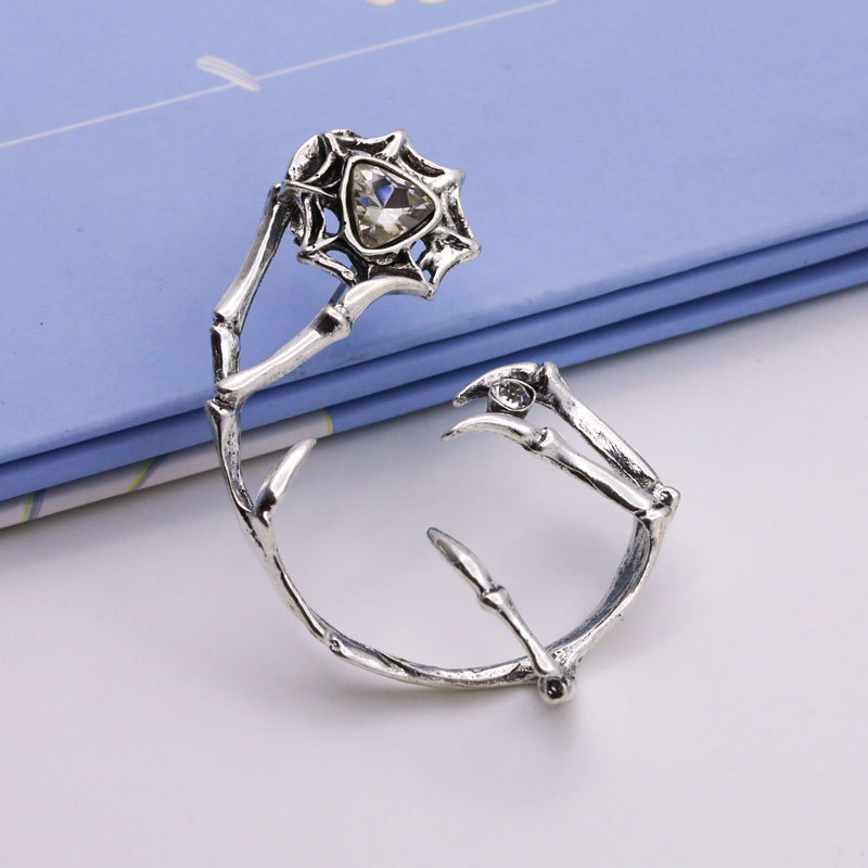 Punk Earrings Black Demon Claw Earrings