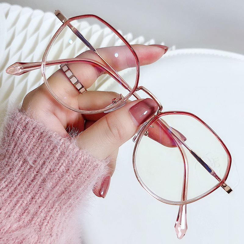 Title 4, Fashionable Plain Eyeglass Frame For Women