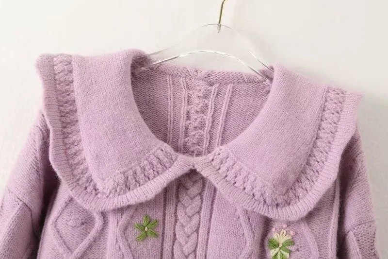 Autumn All-match Women's Retro Flower Sweater Top