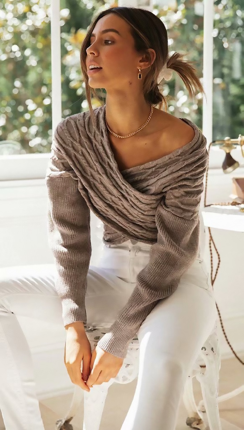 Title 8, Cross V-neck Long-sleeved Sweater Top