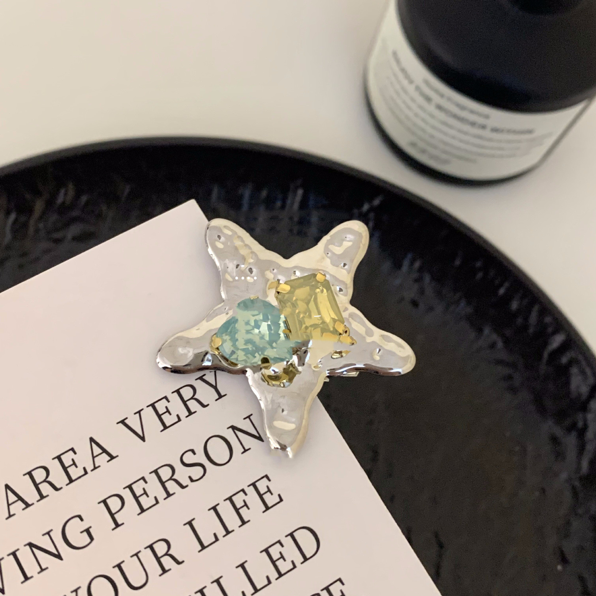 Colorful Rhinestone Five-pointed Star Duckbill Clip Retro