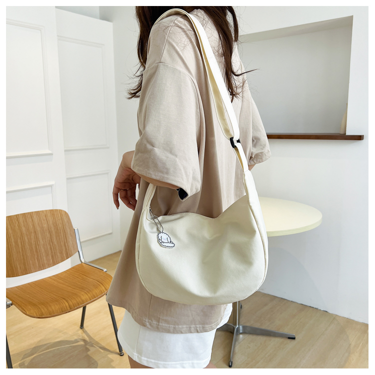 Title 9, One Shoulder Bag Simple Solid Color Dumpling Vi...