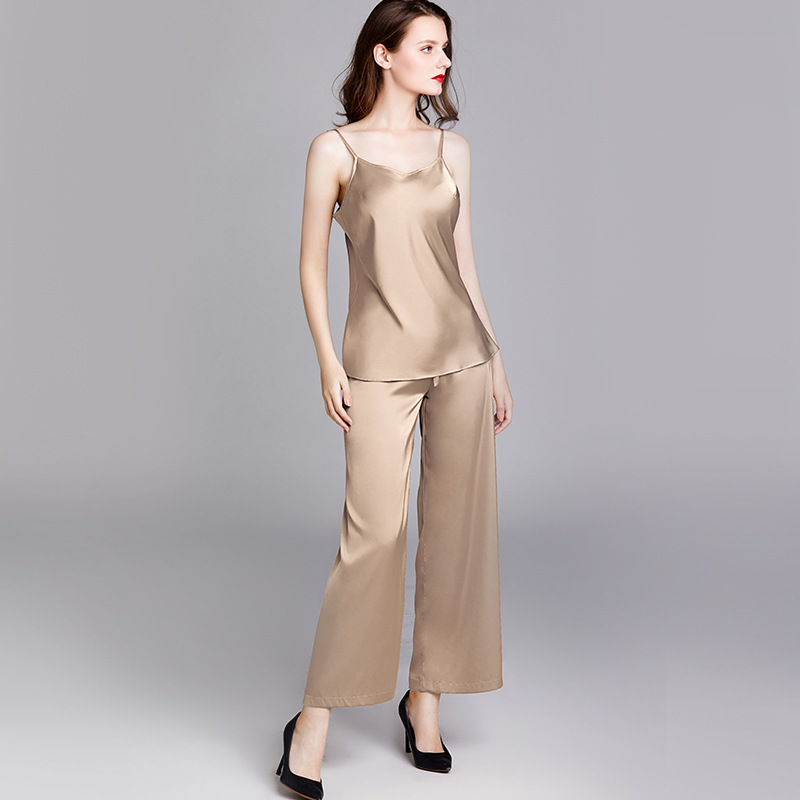 Title 2, Thin silk ladies suspender pajamas set