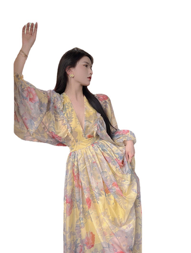 Seaside Ladies Lantern Sleeve Dress