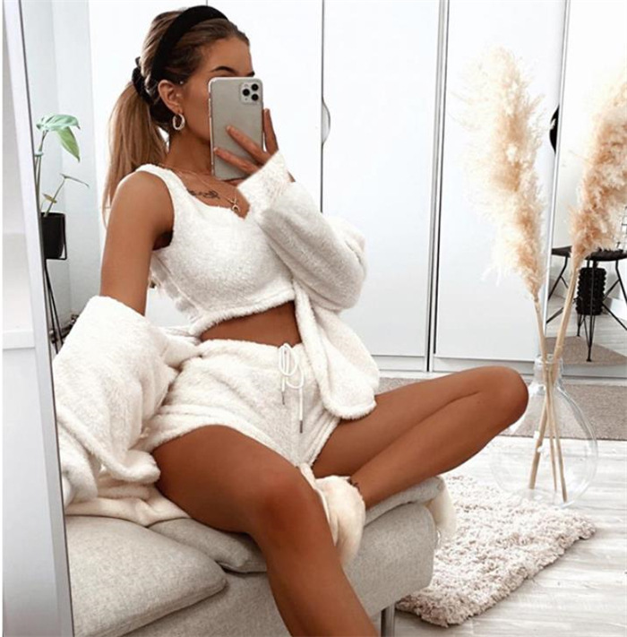 Fashionable Plush Home Service Three-piece Suit Women