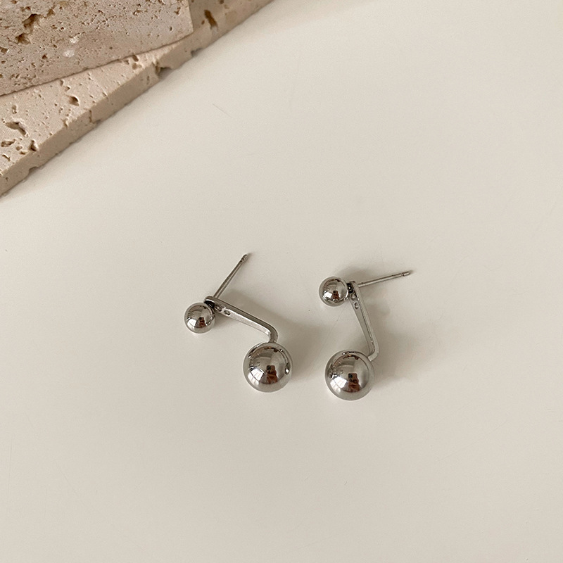 Retro Metal Ball Stud Earrings Women's All-match