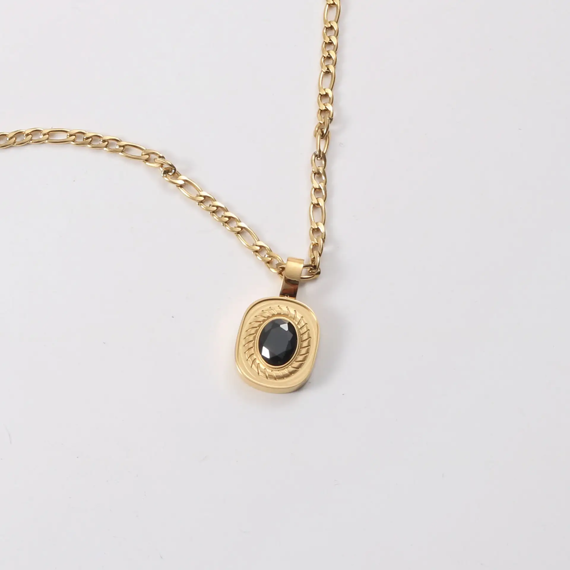 Ladies Fashion Black Jewel Pattern Necklace