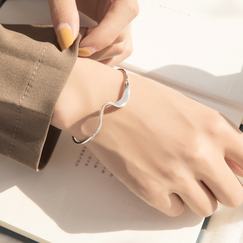 Mobius Ring Bracelet Female Minimalist Niche Fashion Personality