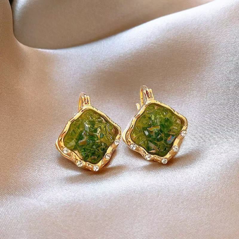 2026 New Bestselling Green Crystal Huggie Earrings For Women, Light Luxury High-End Niche Unique Elegant Stud Ear Jewelry - photo 6