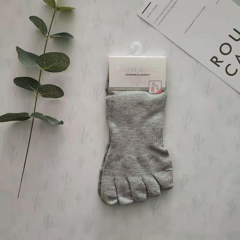 Casual Breathable Medium Tube Five Finger Socks Male