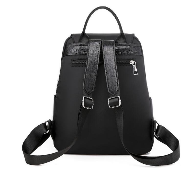 Title 5, Mochila Feminina Oxford com Tassel Grande Capac...