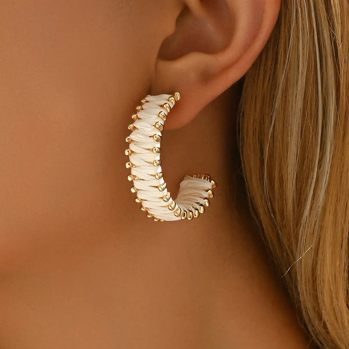 Bohemian C- Shaped Rafia Grass Wrap Earrings NicheVintage Vacation Style Earrings Light Luxury Ethnic Taste Ear Decorations