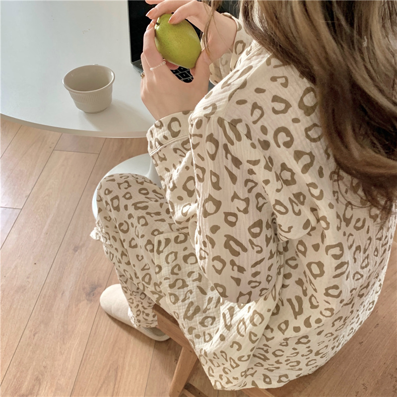 Title 2, Long Sleeve Pajamas Sweet Leopard Print