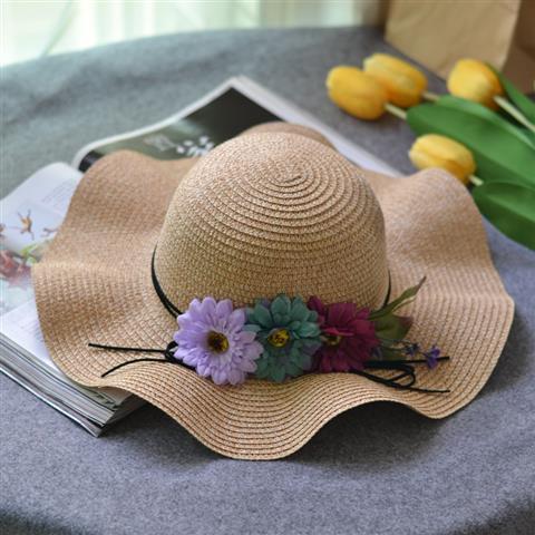 Title 6, Summer Wreath Parent-Child Hat Matching hats fo...