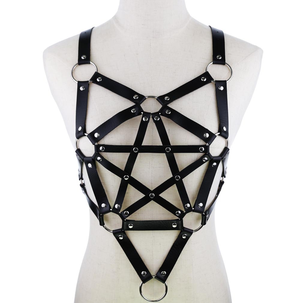 Title 18, Veste en cuir corps Pentacle