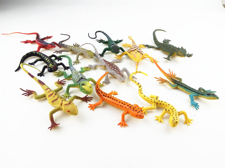 Title 5, Plastic Wild Animal Model Simulation Lizard Toy