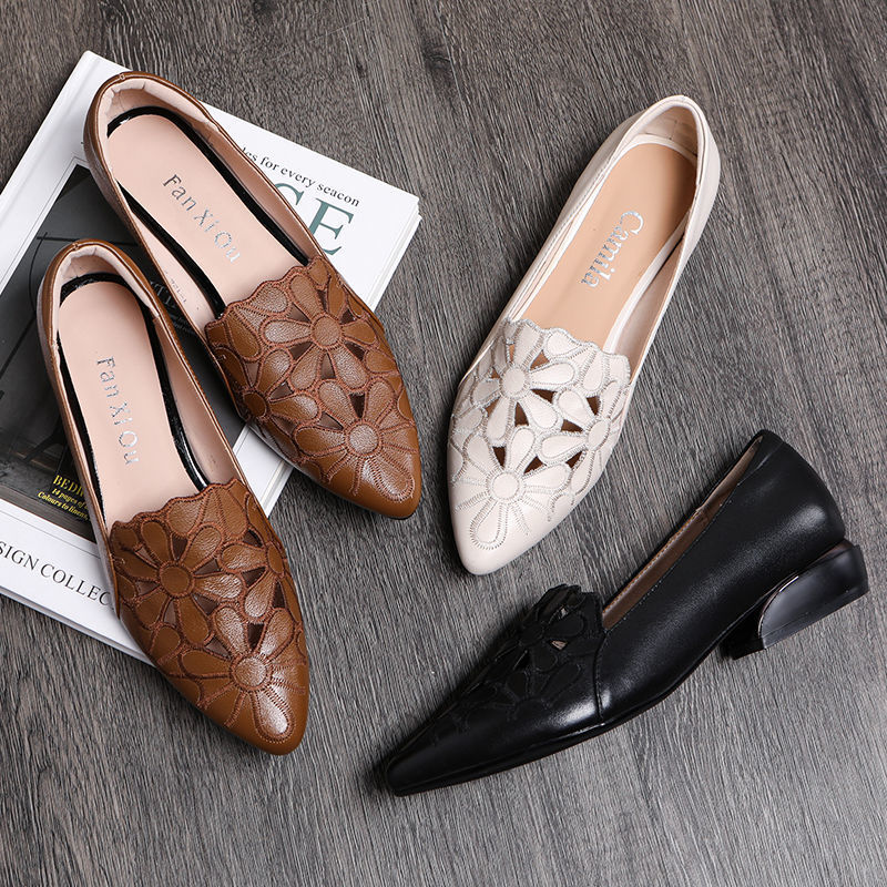 Women's Soft Leather Soft Surface Hollow Embroidered Shoes