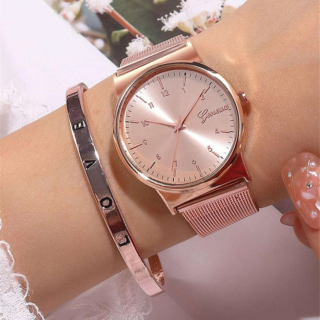 Fashion Women's Quartz Watch Bracelet Set
