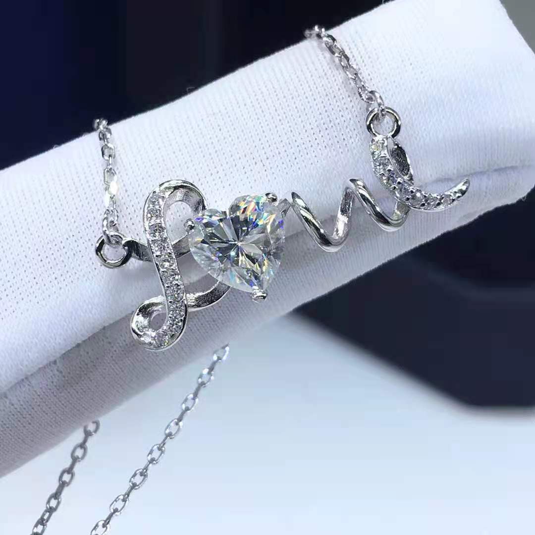 D-color Moissanite LOVE Fashion Pendant Necklace Female