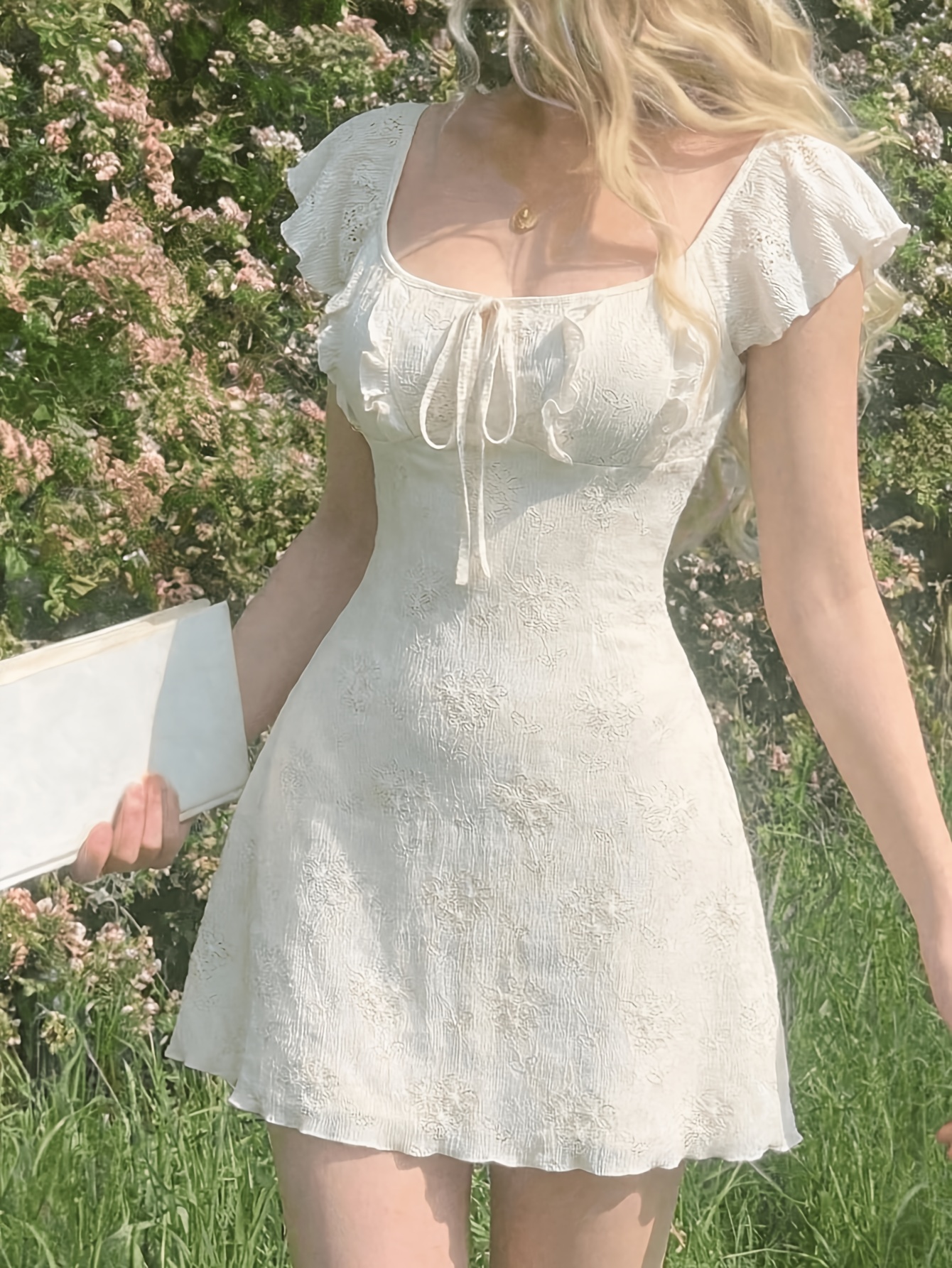 Women's New Summer French Style Romantic Elegant Ruffled Tie Waist Mini Dress Suitable For Going Out And Dating