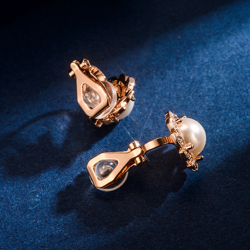 Fashion Creative New Pearl Ear Clip For Women