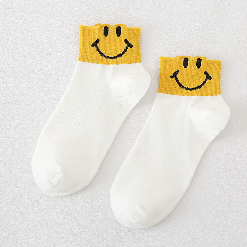 Title 3, Chaussettes gros smileys