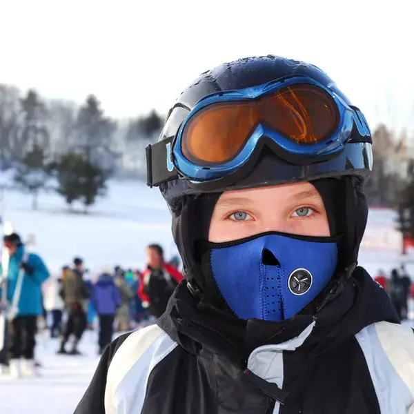 Half Face Mask Breathable Windproof Dustproof Neck