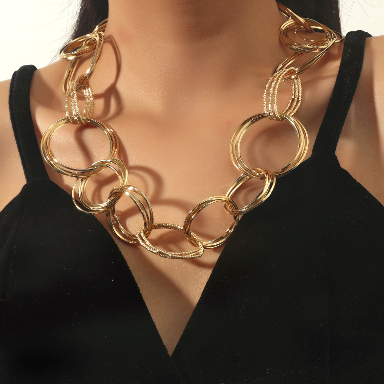 Hollow Geometric Multi-Layer Circles Interlocking
