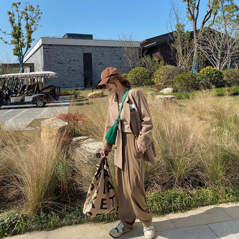 Title 3, Drape Look Thinner Khaki Suit Pants