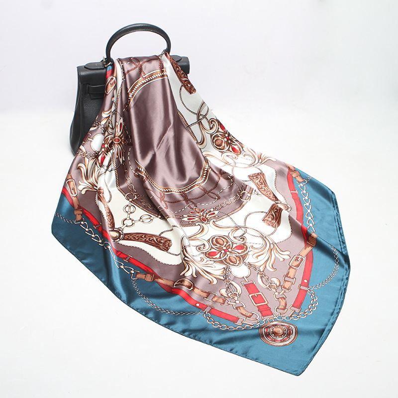 Fashion Retro Women's Printed  Silk Square Scarf