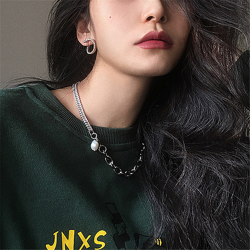 Fashion Ladies Titanium Steel Tassel Clavicle Chain