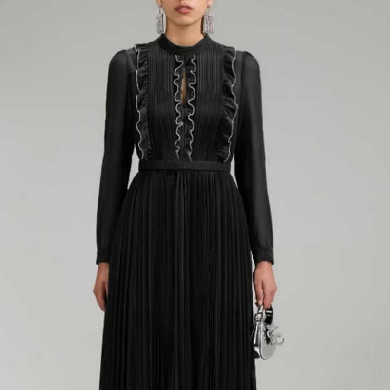 Long-sleeved Dress With Flounces