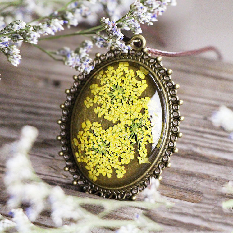 Handmade Dried Flower Herbarium Necklace Vintage Sweater Chain