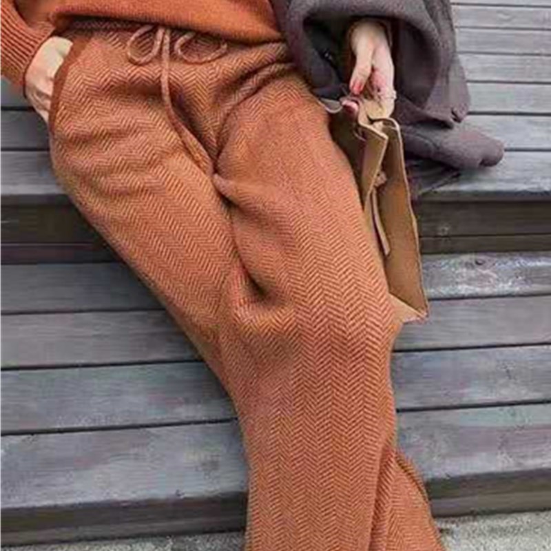 Title 7, Fashionable knitted thick cashmere wide leg pants