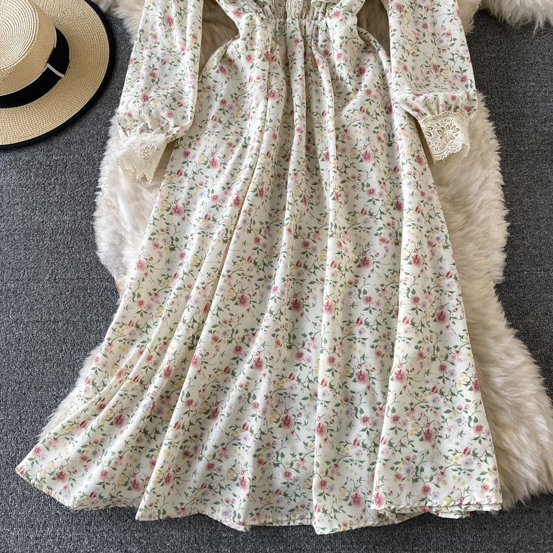 Long Skirt With Puff Sleeves And Ruffles