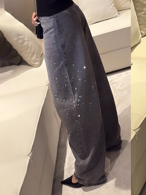 High - Waisted Wide - Leg Jeans With Sparkling Rhinestone Detailing