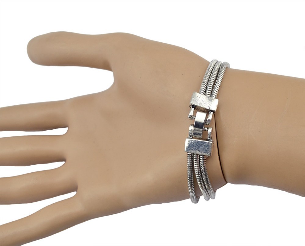 Exaggerated Turquoise Imitation Thai Silver Elliptical Geometric Bracelet