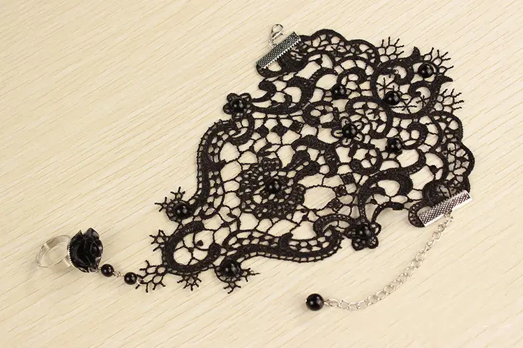 Black Lace Bracelet Band Ring Integrated Chain