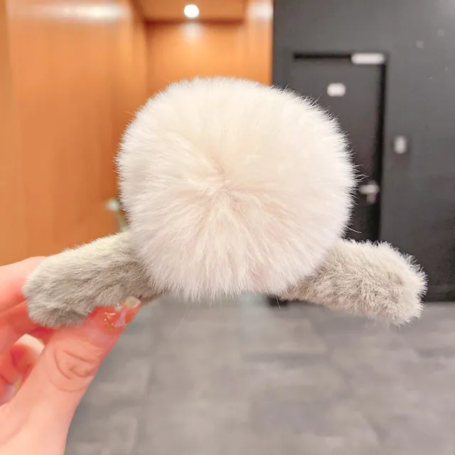 Cute Large Plush Ball Catch Clip Fashion Temperament Grey - Shop at LoveMi