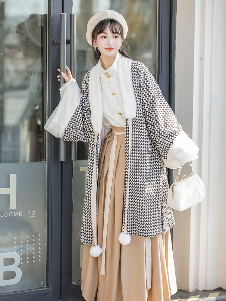 Hanfu Women's Ancient Coat With Velvet White Cloak