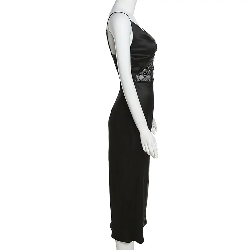 Sexy V-neck Dress With Backless Lace Stitching