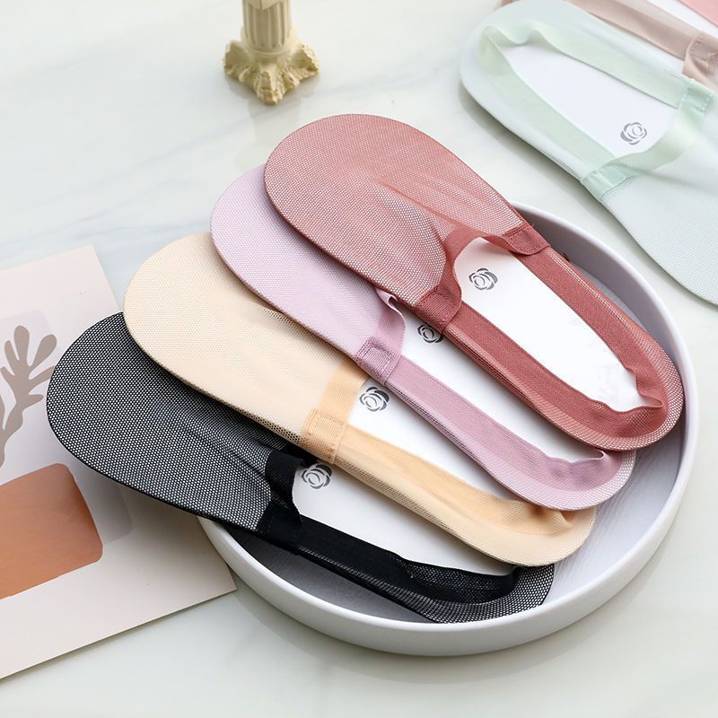 Women's Cotton Bottom Silicone Non-Slip Solid Color Boat Socks