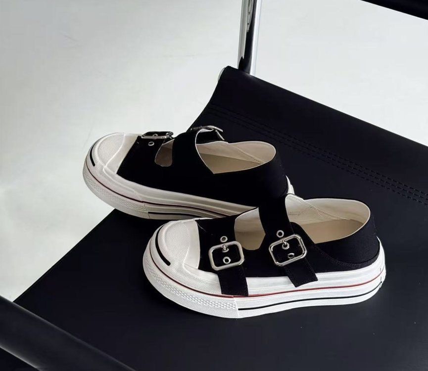 Women Fashionable Versatile Thick Sole Board Shoes Breathable Lightweight Student Casual Shoes Spring One Strap Buckle Flat Shoes