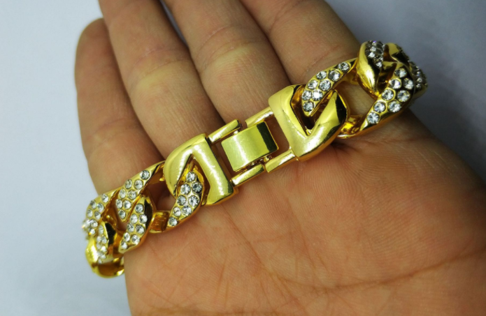 Full Diamond Cuban Chain Men's Bracelet Domineering Cool Trendy Bracelet — foto 4